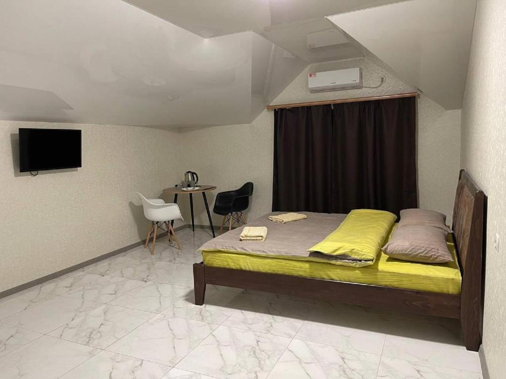 Pitstop Motel Камянске Екстериор снимка